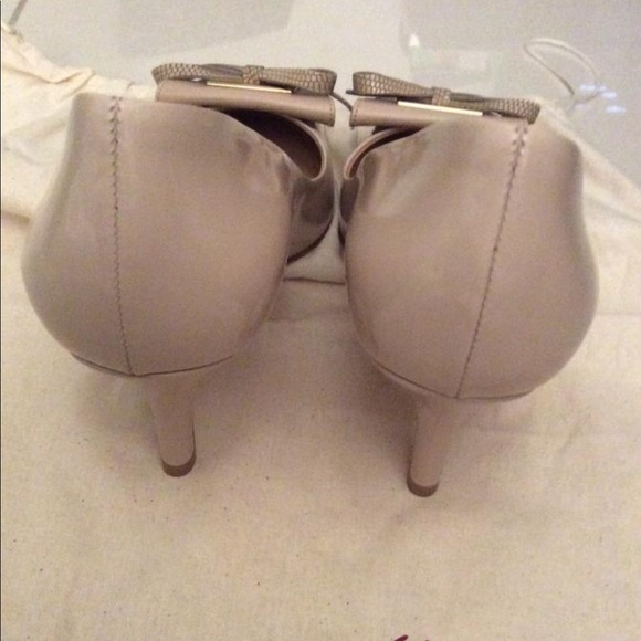 FERREGAMOS - Picture 3 of 5